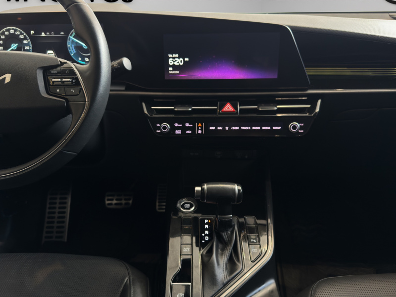 KIA Niro  5 pts. EX, HEV, TA, a/ac. Aut., piel, QC, f. led, RA-18 (línea nueva) 2023